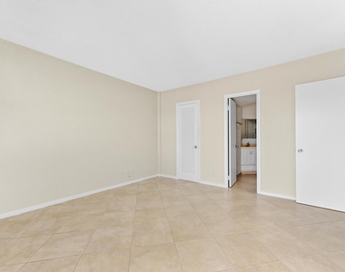 710 N Ocean Boulevard - Photo Thumbnail 23