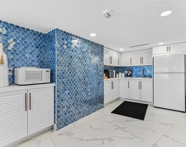 710 N Ocean Boulevard - Photo Thumbnail 5
