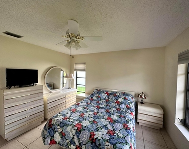 6273 Tall Cypress Circle - Photo Thumbnail 9