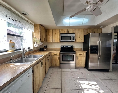 6273 Tall Cypress Circle - Photo Thumbnail 15