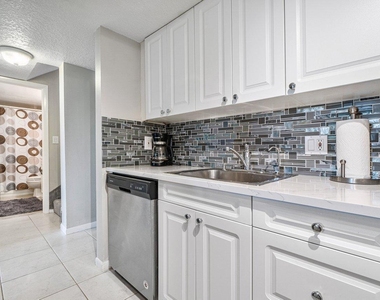 755 Dotterel Road - Photo Thumbnail 8