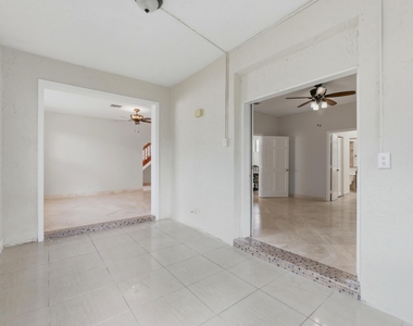 1235 Sussex Street - Photo Thumbnail 24