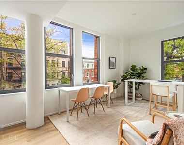 Sterling Place - Photo Thumbnail 1