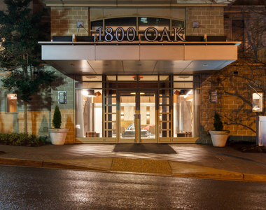1800 N. Oak St. - Photo Thumbnail 132