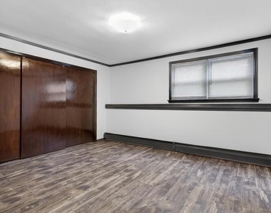 9 Bay Beach Avenue - Photo Thumbnail 27