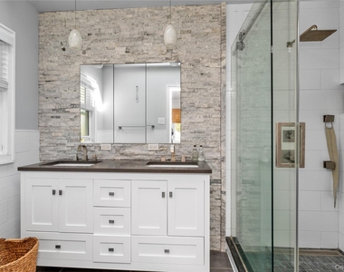 1443 Park Street - Photo Thumbnail 10