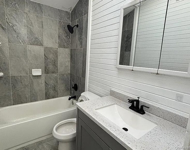 61 Montgomery Avenue - Photo Thumbnail 10