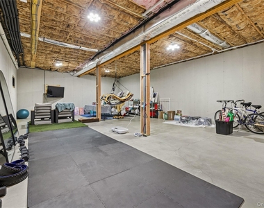 55 S Phillips Avenue - Photo Thumbnail 32