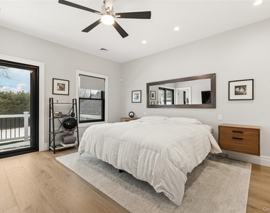 55 S Phillips Avenue - Photo Thumbnail 28