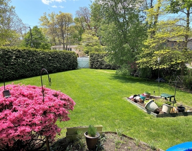 42 Hamilton Road - Photo Thumbnail 3