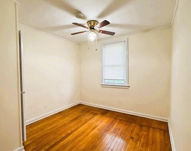42 Hamilton Road - Photo Thumbnail 16