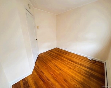 42 Hamilton Road - Photo Thumbnail 17