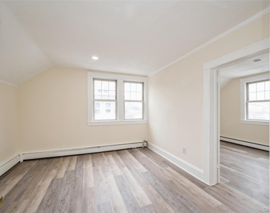 36 Tyler Avenue - Photo Thumbnail 10