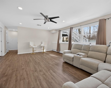 4 Millard Circle - Photo Thumbnail 24