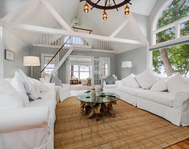 100 W Shore Drive - Photo Thumbnail 11