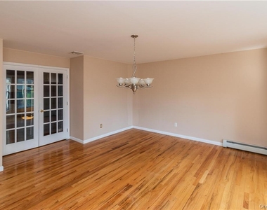 11 Peterson Road - Photo Thumbnail 7