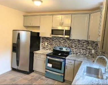 54-56 Valley Avenue - Photo Thumbnail 1