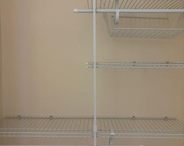123 S Adelaide Avenue - Photo Thumbnail 14