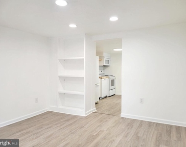 233 Kern Street - Photo Thumbnail 2