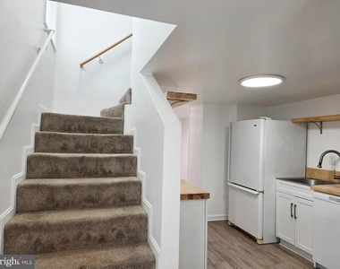 233 Kern Street - Photo Thumbnail 6