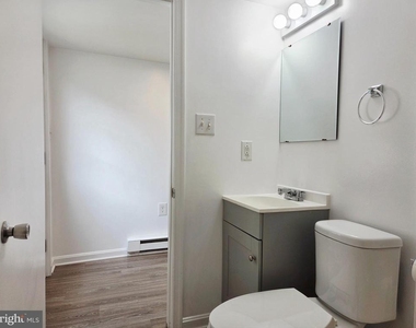 233 Kern Street - Photo Thumbnail 8
