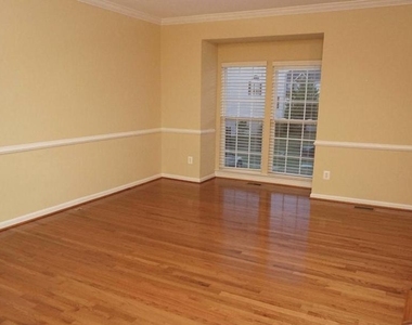 1469 Fawn Hollow Lane - Photo Thumbnail 4