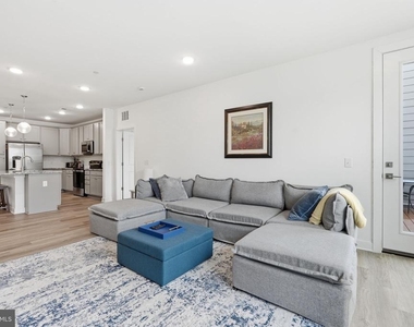 21950 Garganey Terrace - Photo Thumbnail 3