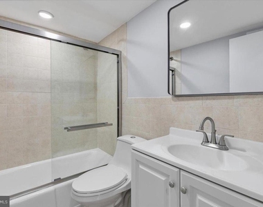 4520 King Street - Photo Thumbnail 15