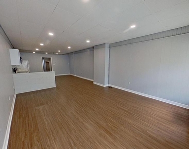 121 S Main Street - Photo Thumbnail 2