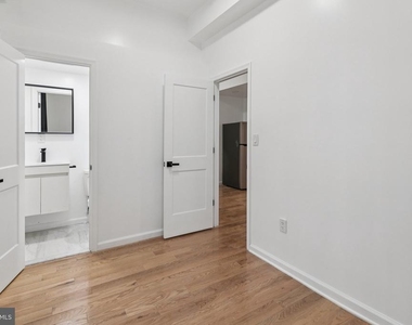 1225 Spruce Street - Photo Thumbnail 21