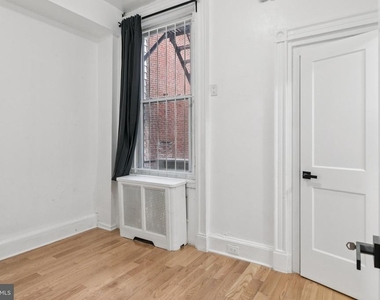 1225 Spruce Street - Photo Thumbnail 20