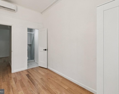 1225 Spruce Street - Photo Thumbnail 16