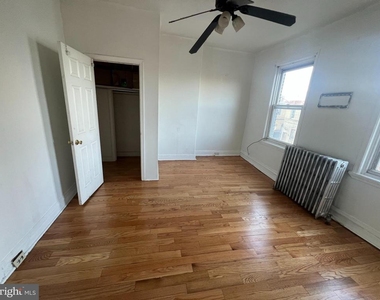 1319 S 22nd Street - Photo Thumbnail 5