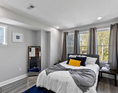 1449 S 32nd Street - Photo Thumbnail 13