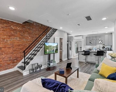 1449 S 32nd Street - Photo Thumbnail 3