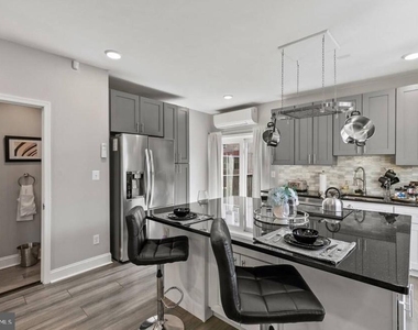 1449 S 32nd Street - Photo Thumbnail 7