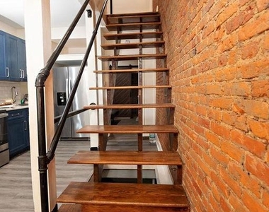 1915 N Darien Street - Photo Thumbnail 8