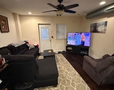 6110 Ridge Avenue - Photo Thumbnail 4