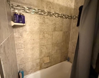 6110 Ridge Avenue - Photo Thumbnail 6