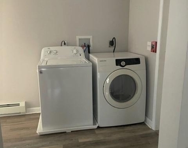 53 N Plum St - Photo Thumbnail 5