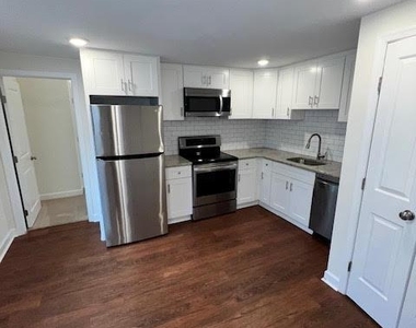 659 Downingtown Pike - Photo Thumbnail 3