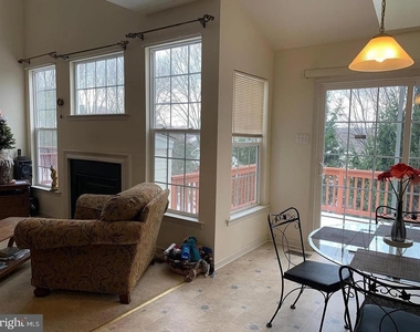 175 Fringetree Drive - Photo Thumbnail 8