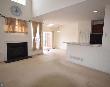175 Fringetree Drive - Photo Thumbnail 7