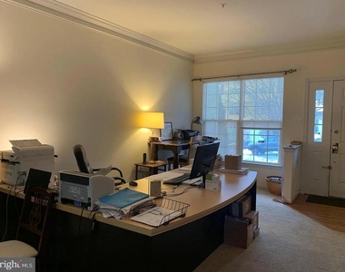 175 Fringetree Drive - Photo Thumbnail 19