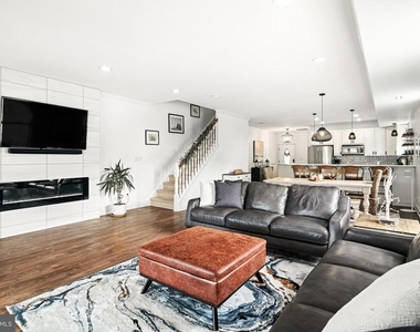 536 W Montgomery Avenue - Photo Thumbnail 25