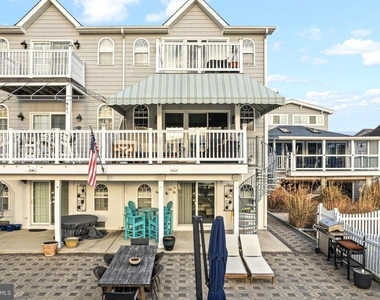 536 W Montgomery Avenue - Photo Thumbnail 1