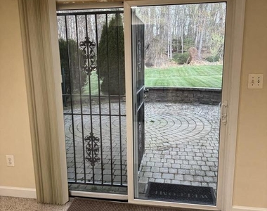 15309 Briarcliff Manor (basement) - Photo Thumbnail 9