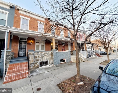 2729 Ashland Avenue - Photo Thumbnail 1
