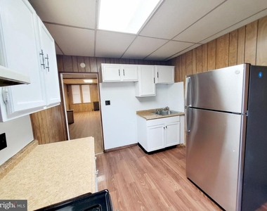 2729 Ashland Avenue - Photo Thumbnail 8