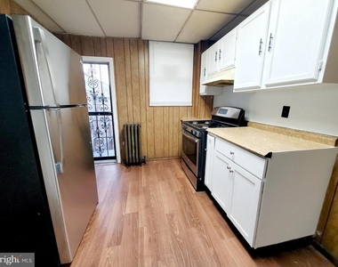 2729 Ashland Avenue - Photo Thumbnail 11